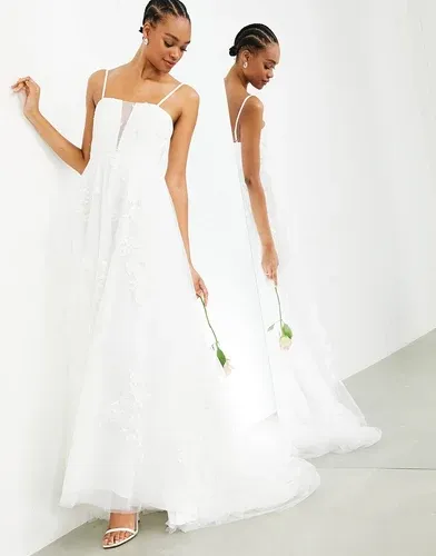 Vestido de novia escotado con bordados florales y tirantes finos Margot de ASOS EDITION-Blanco (4362904)