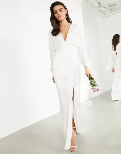 Vestido de boda cruzado con mangas de kimono de satén Cari de ASOS Edition-Blanco (5450357)