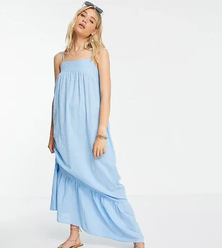 ASOS Tall Vestido largo azul hielo escalonado de ASOS DESIGN Tall (5003837)