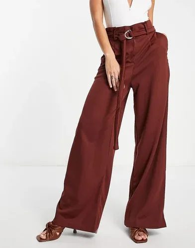 Pantalones marrones de pernera recta con cinturón de Trendyol-Marrón (6918380)