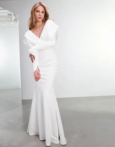 Vestido de novia con espalda cruzada y diseño de cola de sirena de crepé Ada de ASOS EDITION-Blanco (6911616)