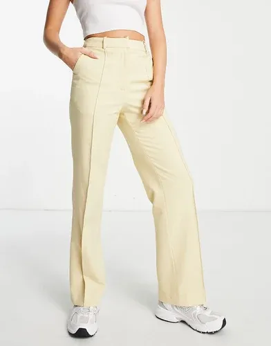 Pantalones color mantequilla de corte sartorial, talle alto y pernera ancha de Aligne (parte de un conjunto)-Blanco (7079942)