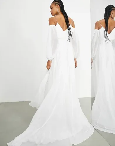 Vestido de novia corto con escote bardot y mangas estilo blusón de chifón de ASOS EDITION-Blanco (7480493)