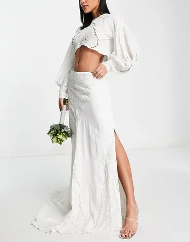 Falda larga color marfil con bordado calado y abertura de ASOS EDITION-Blanco (7733406)