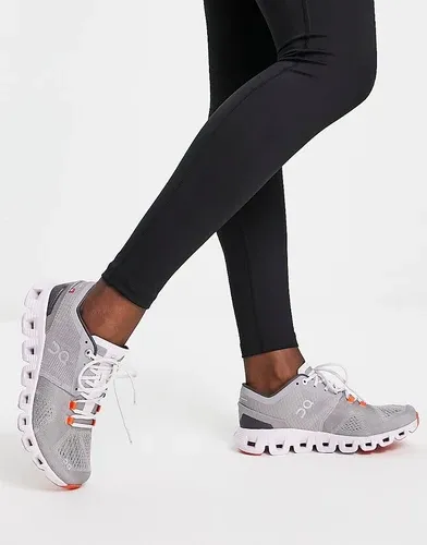 Zapatillas de deporte grises y rosas Cloud X de On Running (7985882)