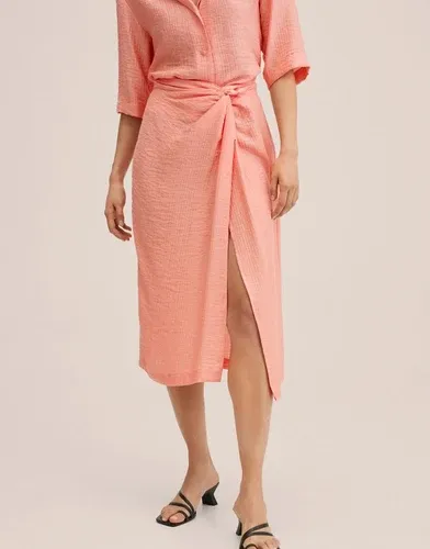 Falda midi rosa pastel con abertura y detalle retorcido de Mango (7997851)