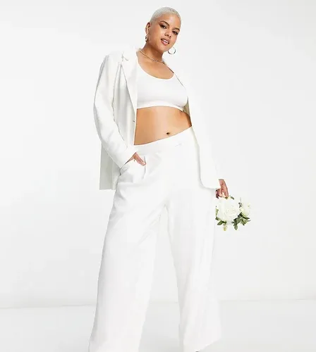 Pantalones de traje de novia color marfil extragrandes de Forever New Curve (parte de un conjunto)-Blanco (8100886)