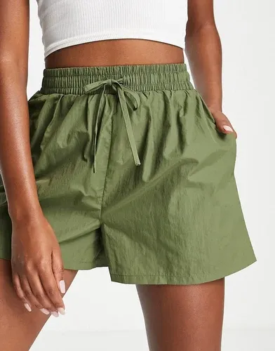 Pantalones cortos caquis con cordón ajustable de Lola May (parte de un conjunto)-Verde (8111023)