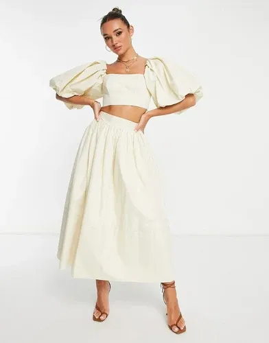 Falda midi color mantequilla de corte amplio de algodón de ASOS EDITION-Blanco (8123952)