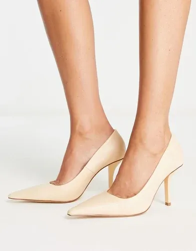 Zapatos de salón color crema con tacón y puntera fina de cuero de Mango-Blanco (8198007)