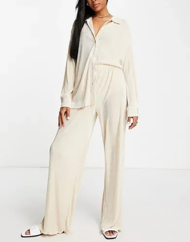 Pantalones color avena plisados de pernera recta y holgada de The Frolic (parte de un conjunto)-Blanco (8218429)