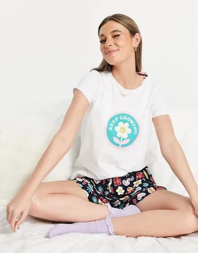 Pijama corto blanco y azul marino con estampado retro de The Wellness Project (8239389)