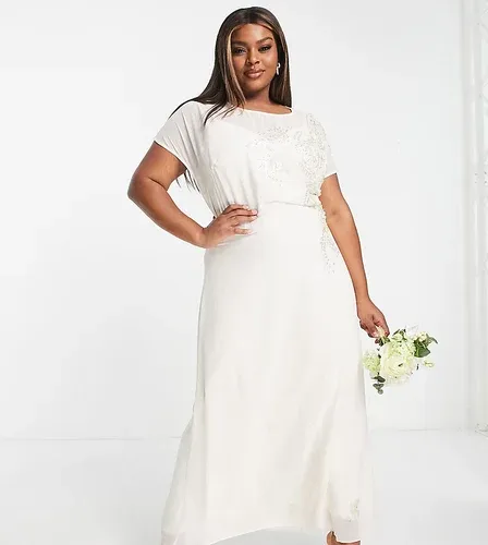 Vestido de novia largo color marfil con lazada trasera y bordados de Hope &amp; Ivy Plus-Blanco (8489742)