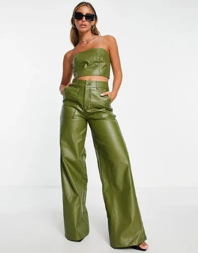 Pantalones verde oscuro de pernera ancha de cuero sintético de Extro &amp; Vert (8721105)