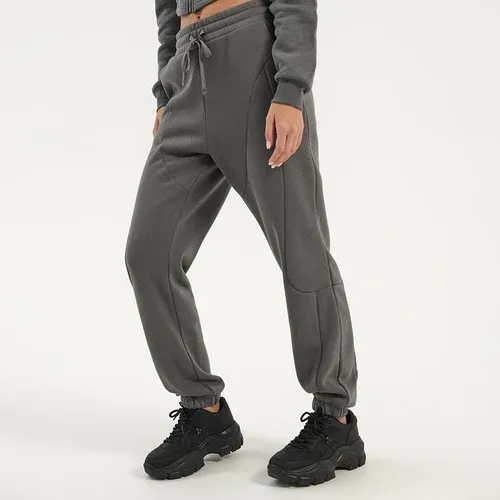 House - Pantalones de chándal jogger de talle alto - Gris (8740445)