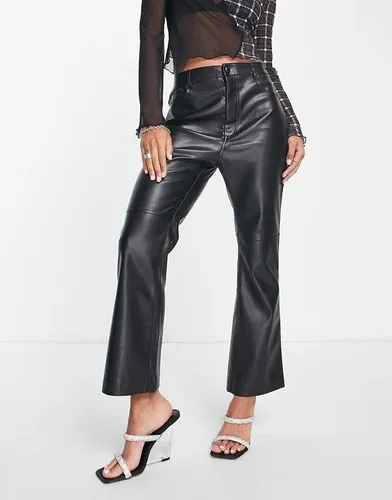 Pantalones negros con pernera recta de poliuretano de EDITED (8843707)