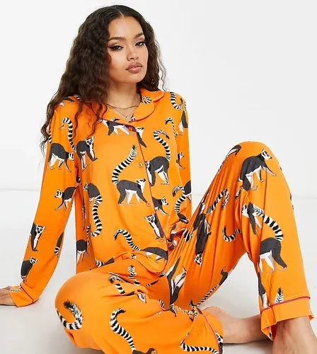 Pijama naranja de pantalones y top abotonado con estampado de lemures de punto de poliéster de Chelsea Peers Petite - ORANGE (8859764)