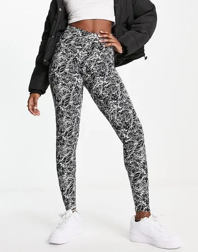 Leggings negros con estampado blanco de Urban Classics (8920669)