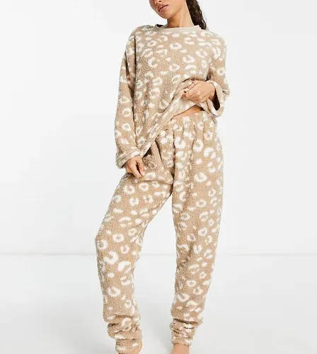 Pijama de dos piezas con estampado animal de sherpa de Loungeable Petite-Beis neutro (9005514)