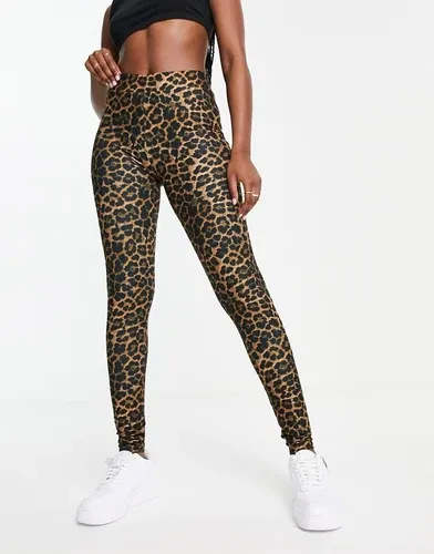 Leggings con estampado de leopardo y acabado suave de Urban Classics-Multicolor (9064650)