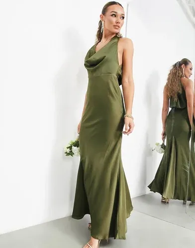Vestido largo verde oliva con cuello halter desbocado de satén de ASOS Edition (9179839)